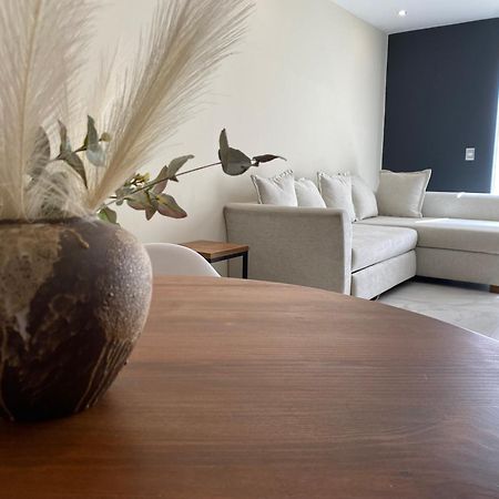 Апарт отель Dreamhaus Guadalajara Country Club Экстерьер фото