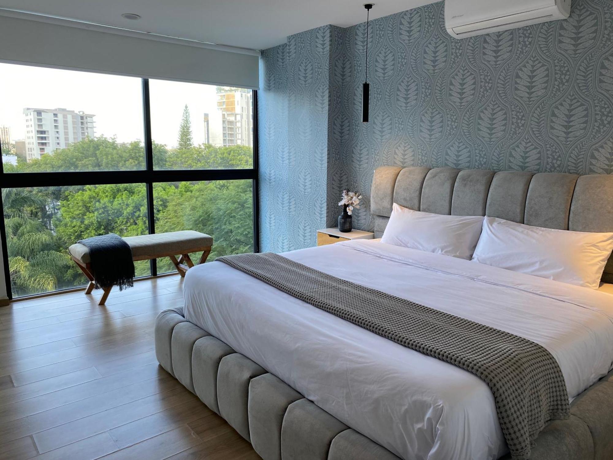 Апарт отель Dreamhaus Guadalajara Country Club Экстерьер фото
