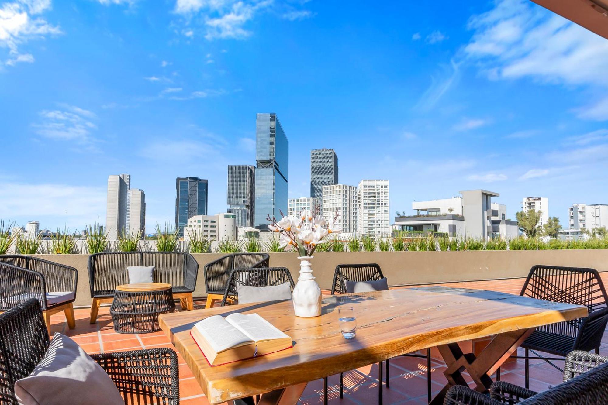 Апарт отель Dreamhaus Guadalajara Country Club Экстерьер фото